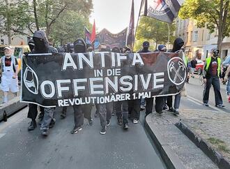 Wieder Gewalt bei 1.-Mai-Demo in Berlin