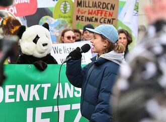 Neubauer warnt Regierung vor ''Haushaltstricks'' auf Kosten des Klimas