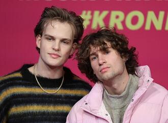 Feine Sahne Fischfilet an Album-Charts-Spitze - Jeremias auf Rang 2