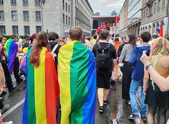 Böttinger sieht Bundesregierung bezüglich Queerpolitik kritisch