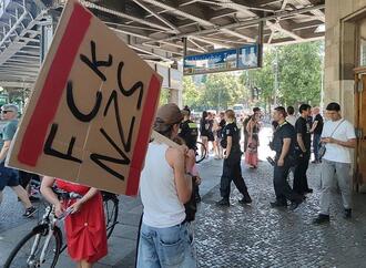 Großes Polizeiaufgebot bei AfD-''Begehung'' im Görlitzer Park