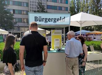 Jeder Zweite hält geltende Bürgergeld-Sanktionen für angemessen