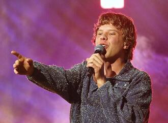 Warren bleibt an Spitze der Single-Charts - Zartmann auf Platz drei