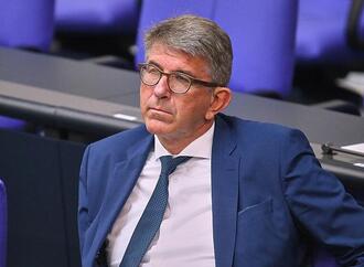 Weimer verstärkt in Gender-Debatte Druck auf Museen und Stiftungen