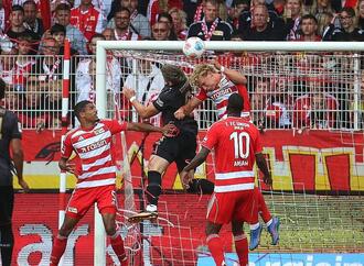 1. Bundesliga: Union Berlin schlägt Stuttgart zum Auftakt