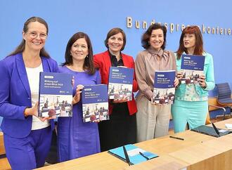 OECD-Studie: Bildungsniveau auf Allzeithoch - Barrieren bleiben