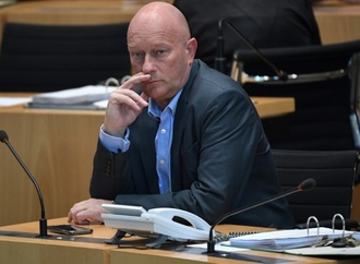 Thüringer FDP-Landeschef Kemmerich verlässt Partei - Bundesspitze  reagiert kühl