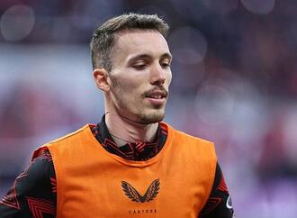 Bundesliga: Leverkusen trotzt Unterzahl und besiegt Frankfurt 3:1