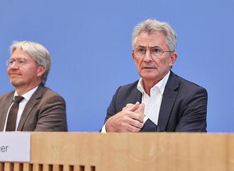 Bauindustrie von Debatten über Migration genervt