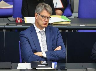 DB-Betriebsratschefin kritisiert Schnieder in internem Schreiben