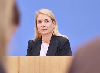 GDL kritisiert Umgang der EVG mit neuer Bahnchefin