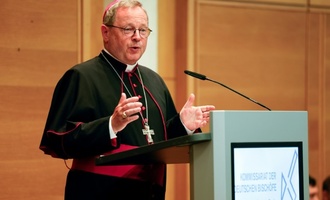 Bischof Bätzing fordert Einmischung der Kirche bei Thema Rechtsextremismus