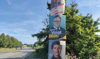 Umfrage: Ost-Wähler an Rändern fürchten wirtschaftlichen Abstieg