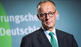Merz: ''Wir sind nicht im Krieg, aber auch nicht im Frieden''