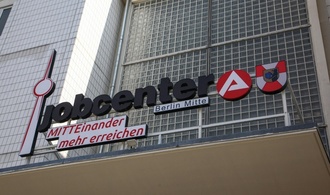 Arbeitslosenquote sinkt auf 6,3 Prozent - Herbstbelebung beginnt aber nur schwach