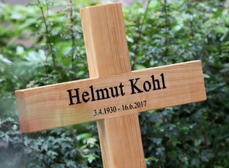 Berliner Senat beschließt Umbenennung von Hofjägerallee in Helmut-Kohl-Allee