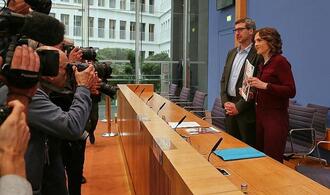 Junge Ostdeutsche fühlen sich stärker mit ihrer Herkunft verbunden