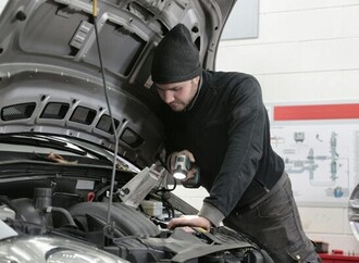 Motorschaden – und jetzt? Der praktische Leitfaden für Autofahrer