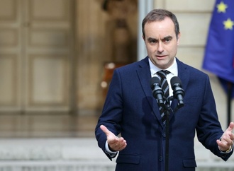 Frankreichs Premierminister will Haushalt nicht mit Verfassungstrick durchs Parlament boxen