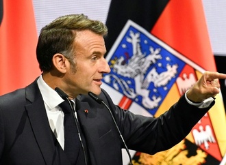 Macron warnt auf Einheitsfeier vor ''Verfall'' der Demokratien
