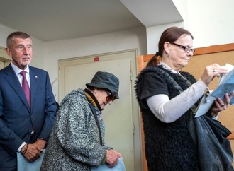 Tschechen wählen neues Parlament - Populistischer Ex-Regierungschef Babis Favorit