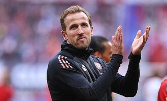 1. Bundesliga: Bayern München fertigt Frankfurt souverän ab