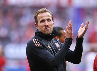 1. Bundesliga: Bayern München fertigt Frankfurt souverän ab