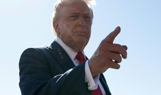 Trump kündigt Entlassungen wegen anhaltender Haushaltssperre in den USA an