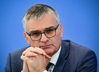 Deutschland sieht Europas Handlungsfähigkeit nicht durch Krise in Paris gefährdet