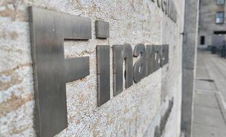 Öffentliches Finanzierungsdefizit gesunken