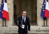 Frankreichs Präsident Macron isoliert: Selbst sein Ex-Premier fordert Rücktritt