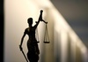 ''Versklavt'': Lange Haft wegen Vergewaltigung und Missbrauchs von Stieftöchtern