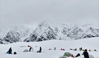 Rettungsaktion am Mount Everest: Alle eingeschneiten Wanderer gerettet