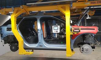 Klingbeil fordert Arbeitsplatzgarantie von Autoherstellern