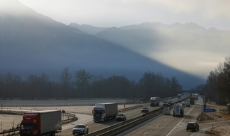 Erwartetes Wachstum bei Elektro-Lkw erfordert Ausbau der Ladeinfrastruktur