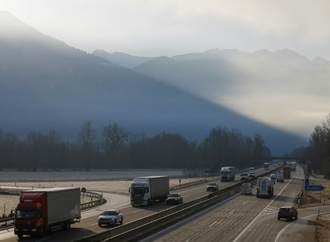 Erwartetes Wachstum bei Elektro-Lkw erfordert Ausbau der Ladeinfrastruktur