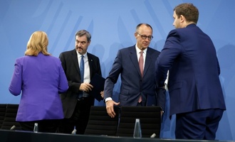 Noch keine Einigung zu sogenanntem Verbrenner-Verbot - Klingbeil deutet Kompromisse an