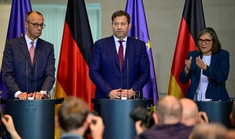 Merz nach Auto-Gipfel: ''2035 darf es keinen harten Schnitt geben''