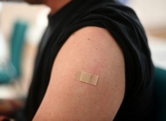 Keine Quarantäne-Entschädigung ohne Impfung: Selbstständiger scheitert vor Gericht