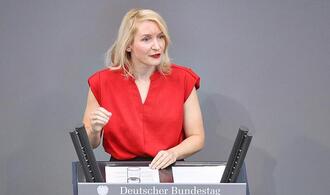 Krankenkassen: Linke will deutlich höhere Beitragsbemessungsgrenze