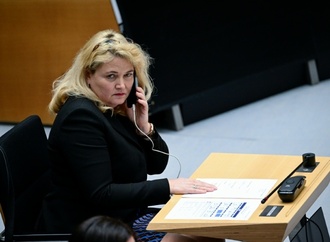 Berliner AfD wählt Landeschefin Brinker zu Spitzenkandidatin für Abgeordnetenhauswahl