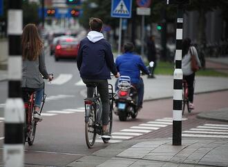 Scharping will Helmpflicht für Fahrradfahrer