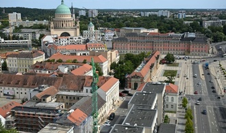 Parteilose Kandidatin Aubel gewinnt Stichwahl um Potsdamer Oberbürgermeisteramt