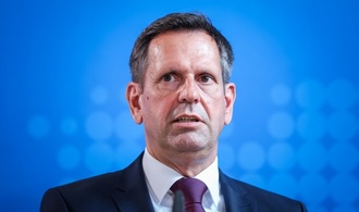 Niedersachsens Ministerpräsident Lies fordert Einigung über Verbrenner-Aus