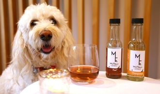 Alkoholfreier Wein für Hund und Katz