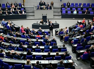 Bundestag berät über Bedrohungslage in Deutschland und Bundeswehreinsätze