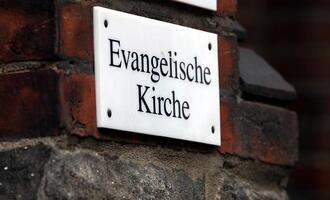Unionsfraktion wirft EKD ''politische Schlagseite'' vor