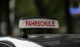 Fahrlehrerverbände wollen kompaktere Fahrausbildung