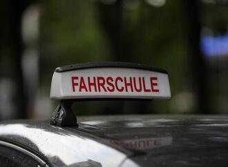 Fahrlehrerverbände wollen kompaktere Fahrausbildung