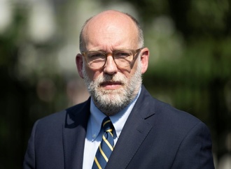 US-Regierung will 10.000 Stellen streichen - Gericht ordnet Stopp der Entlassungen an